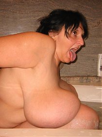 Plump Wives - Exclusive Amateur BBW pics