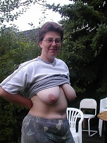 Plump Wives - Exclusive Amateur BBW pics